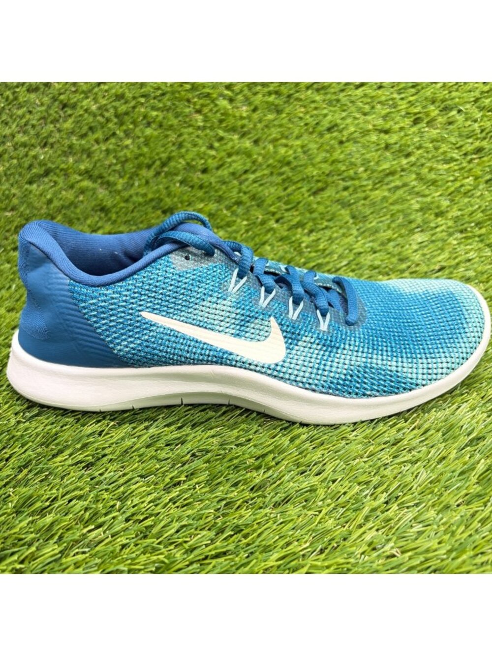 Nike Flex RN 2018 Womens Size 8 Blue White Athletic Running Shoes Sneakers